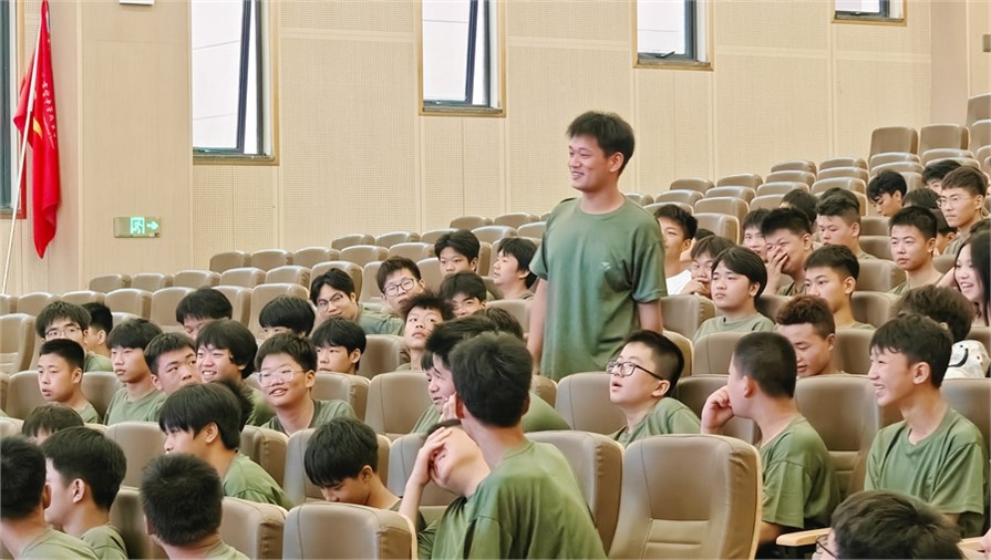 专业讲解课开讲，帮新生解锁专业密码!